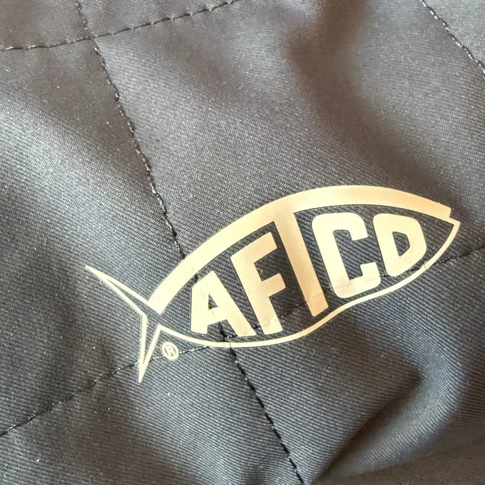 AFTCO Mens Quilted Fishing Vest Navy Blue Full Zip Mock Neck Size Large EUC